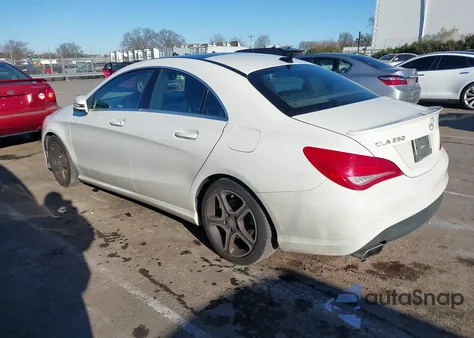 2014 Mercedes-Benz Cla 250 z USA, uszkodzony, nr VIN WDDSJ4EB5EN069354